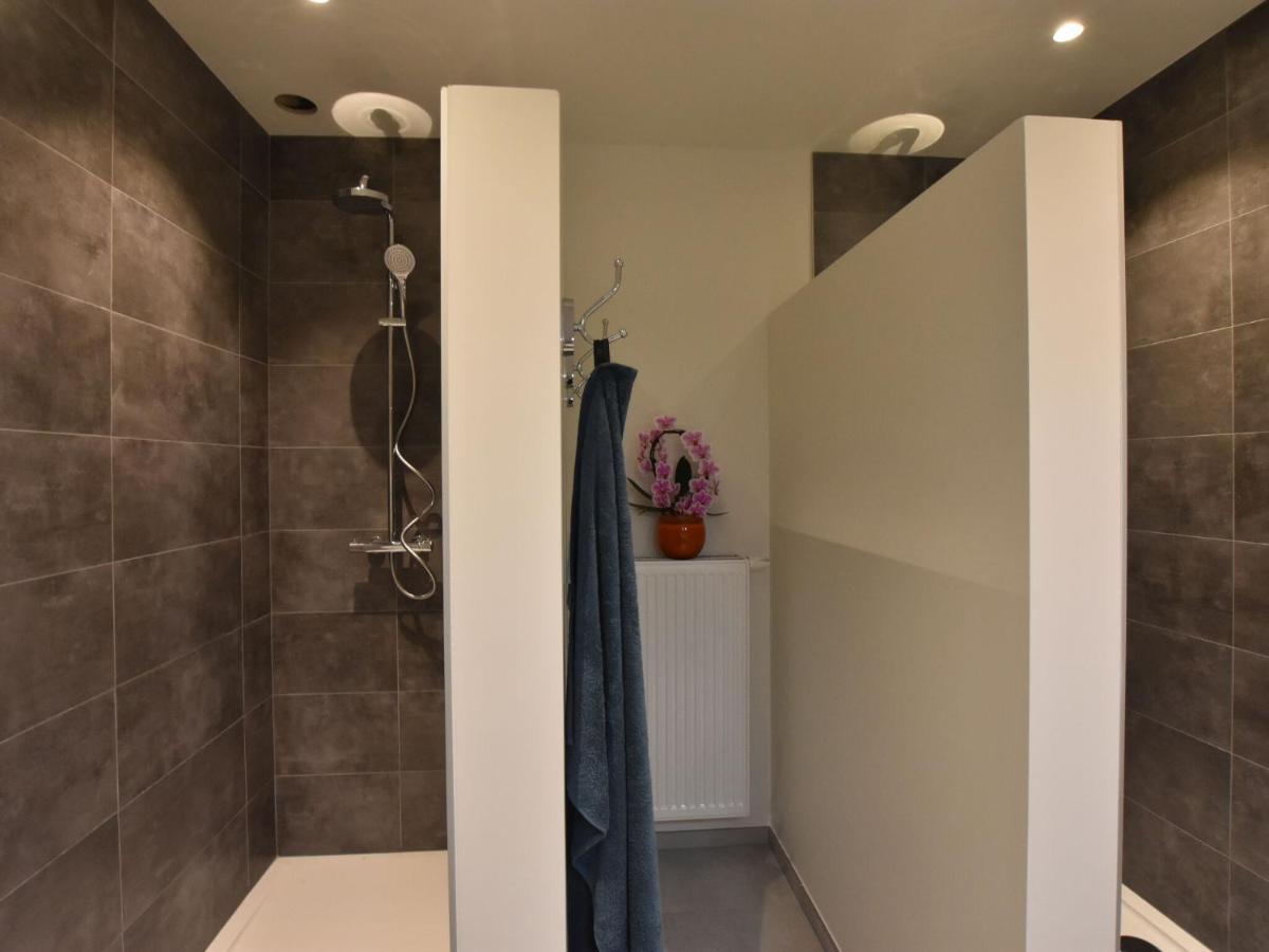 Tasteful Holiday Home In Sijsele Brugge With Garden Veldhoek エクステリア 写真